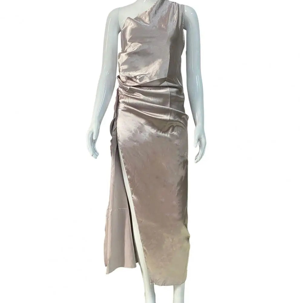 Thalía – One-Shoulder Pleated Maxi Dress