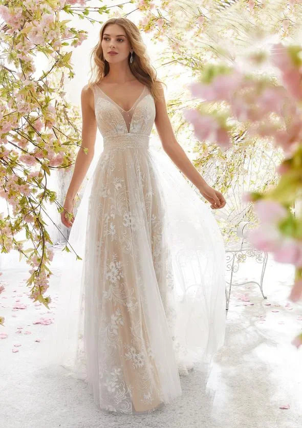 Élora – Lace Bridal Maxi Dress