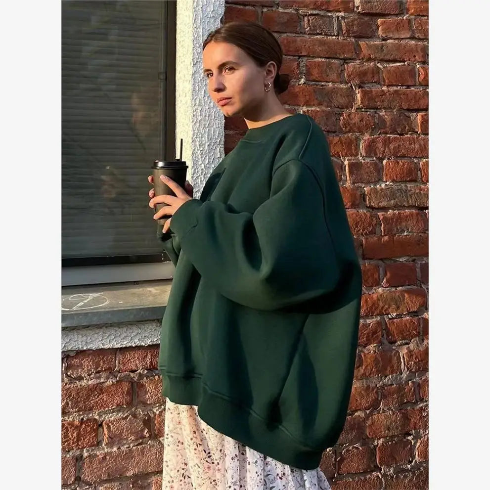 Néora – Oversized Street Hoodie