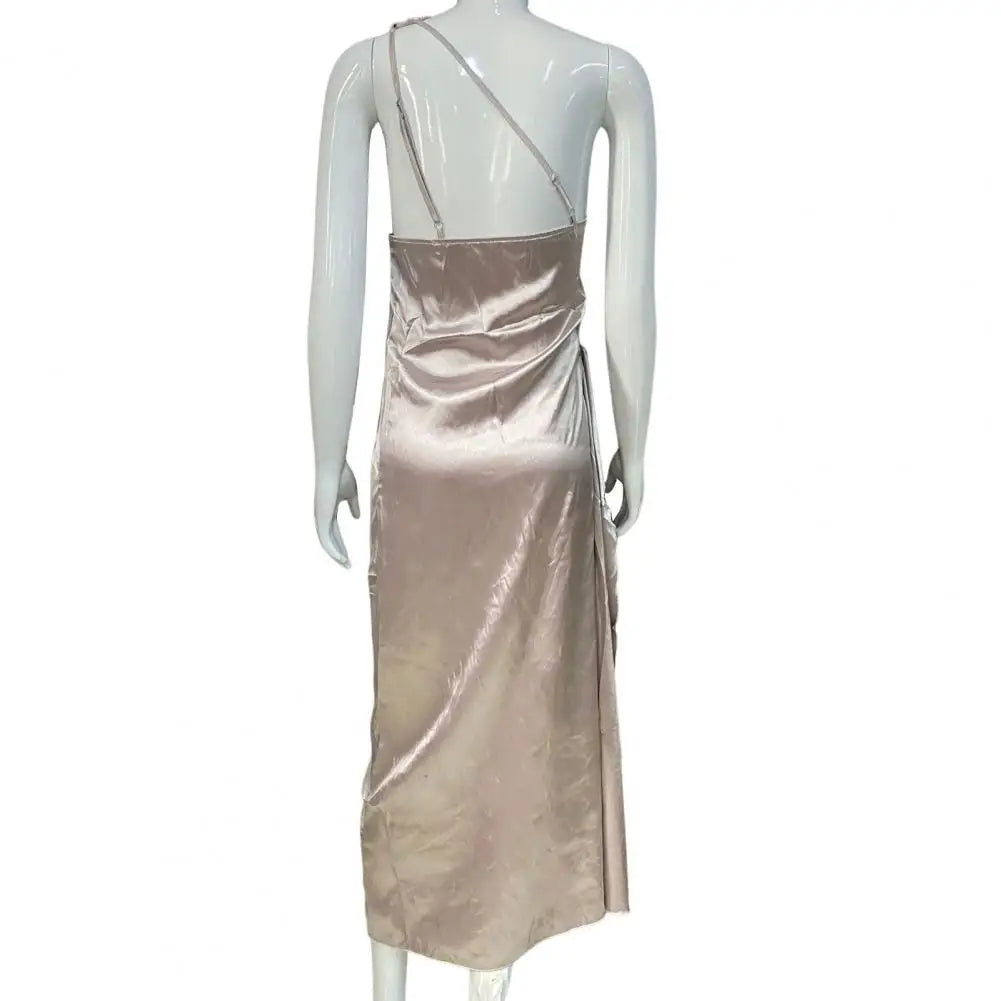 Thalía – One-Shoulder Pleated Maxi Dress