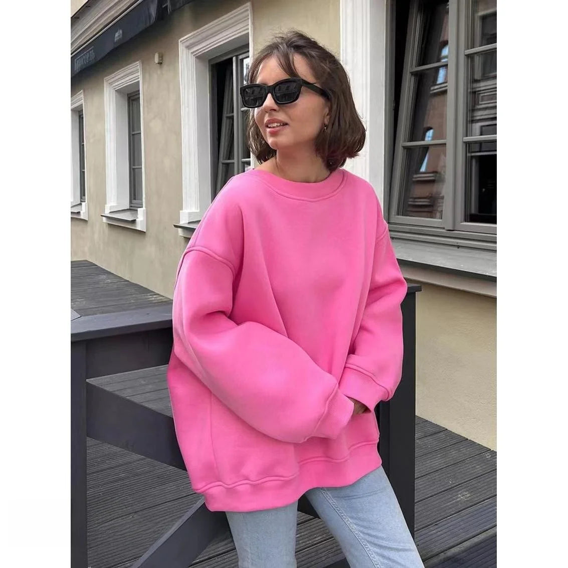 Néora – Oversized Street Hoodie