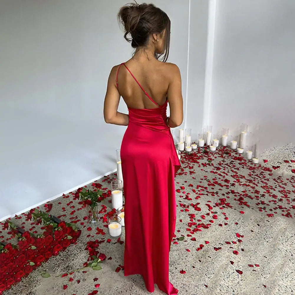 Thalía – One-Shoulder Pleated Maxi Dress
